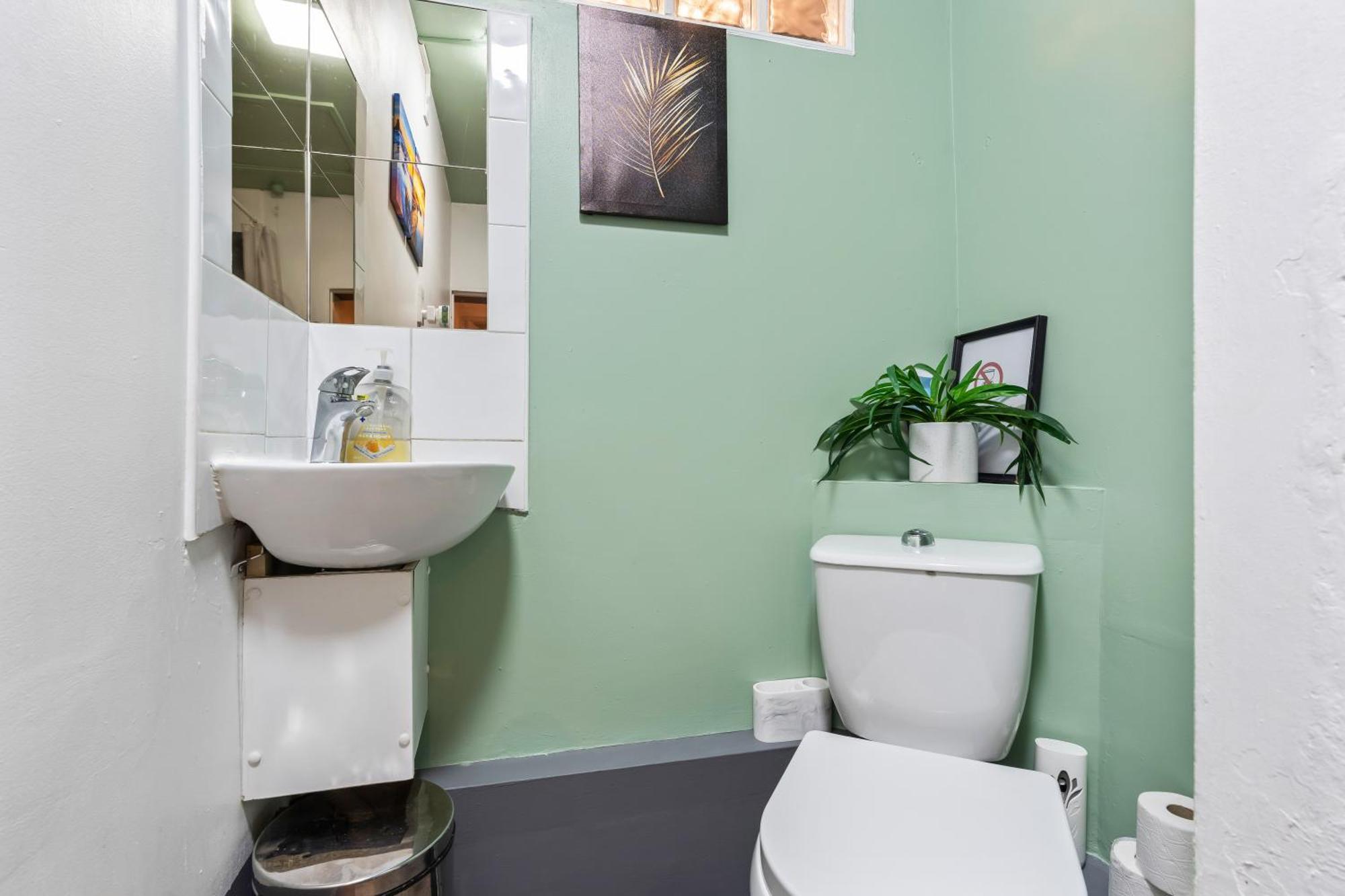 Impeccable 4-Bed House In Brixton London Villa Eksteriør billede